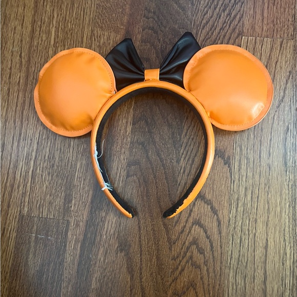 SOLD - Picture 3 of 4